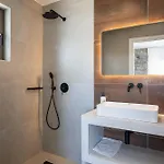 Villa Avgi With Private Pool And Sea View Rétino