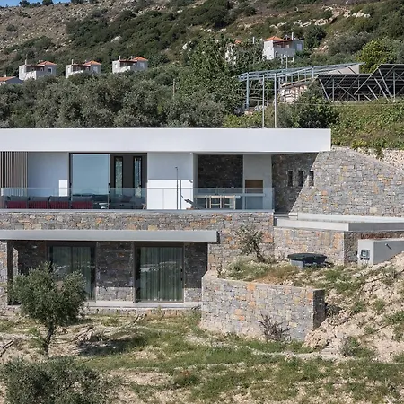 Avgi With Private Pool And Sea View