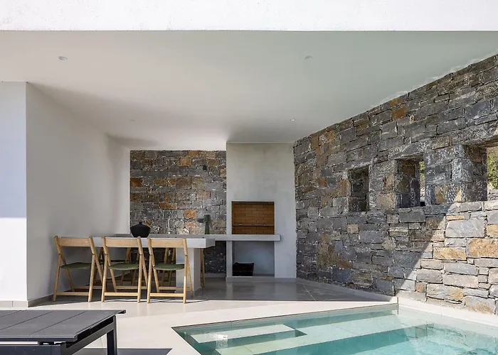 Вілла Avgi With Private Pool And Sea View