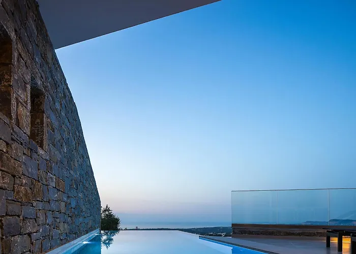 Вілла Avgi With Private Pool And Sea View