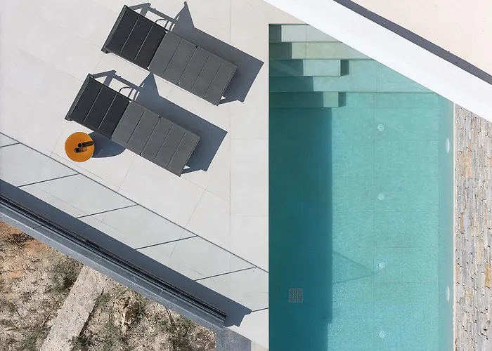 Avgi With Private Pool And Sea View Вілла *