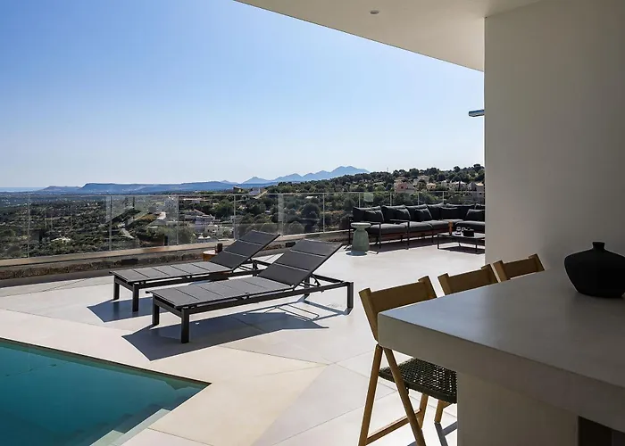 Avgi With Private Pool And Sea View