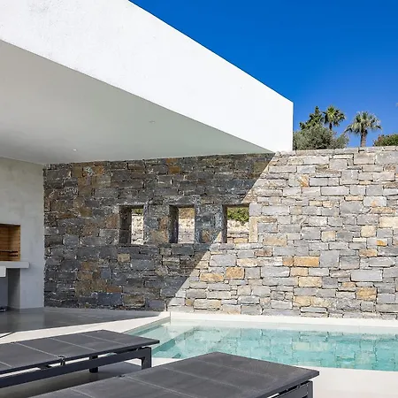 Avgi With Private Pool And Sea View Villa *