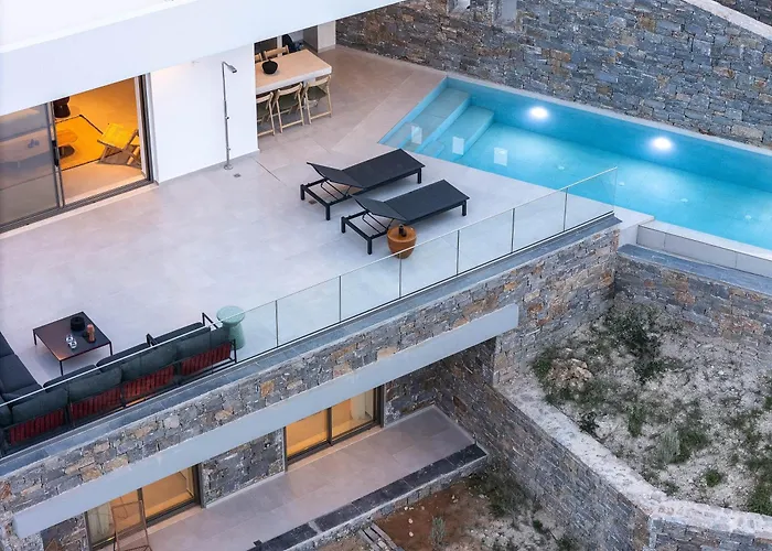 Avgi With Private Pool And Sea View