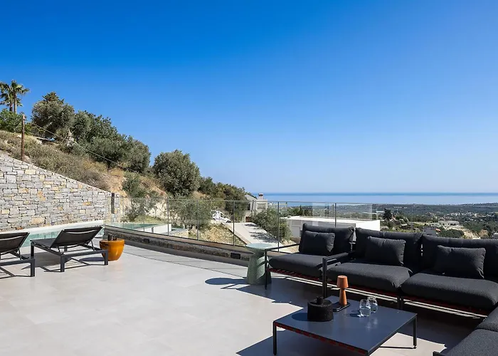 Avgi With Private Pool And Sea View * ريثيمنو