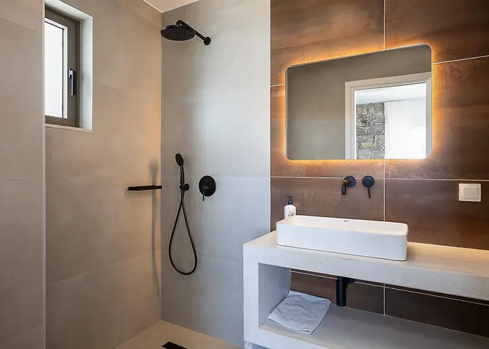 فيلة Avgi With Private Pool And Sea View ريثيمنو